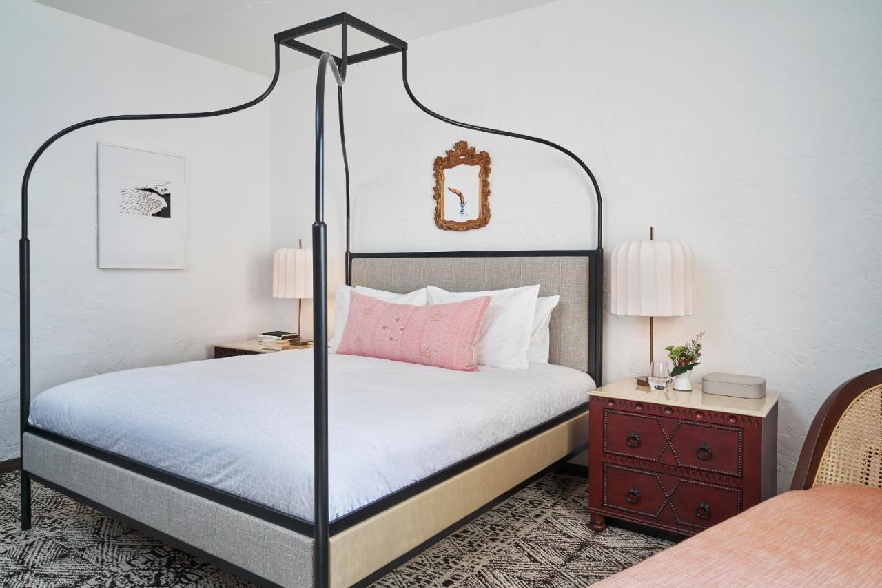 Palmoro House 3* Santa Barbara
