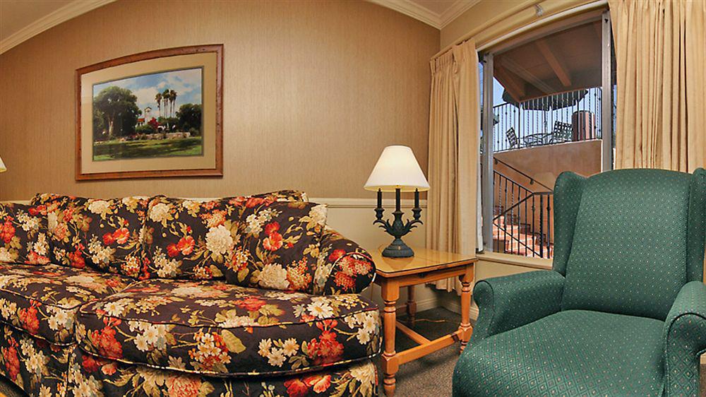 Hotel Brisas Del Mar At The 3*