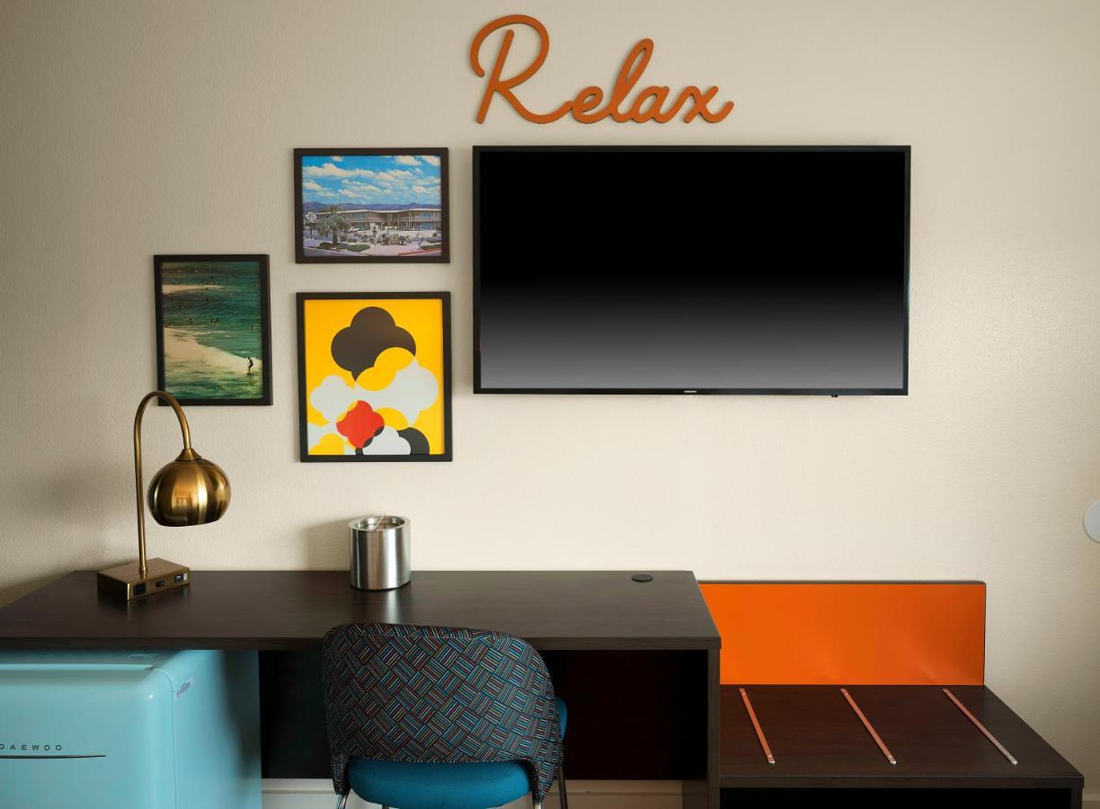 Hotel 6-santa Barbara, Ca - 3*