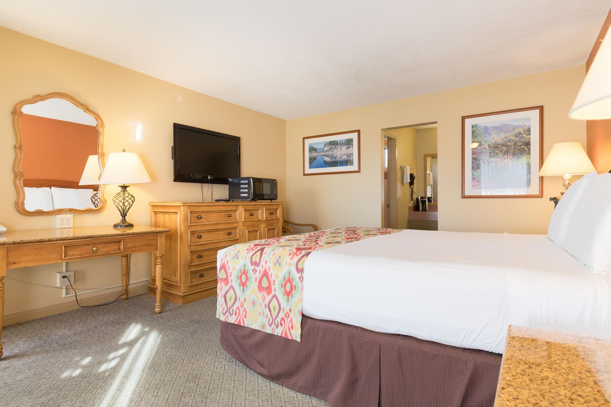 Hotel Sandpiper - 3*