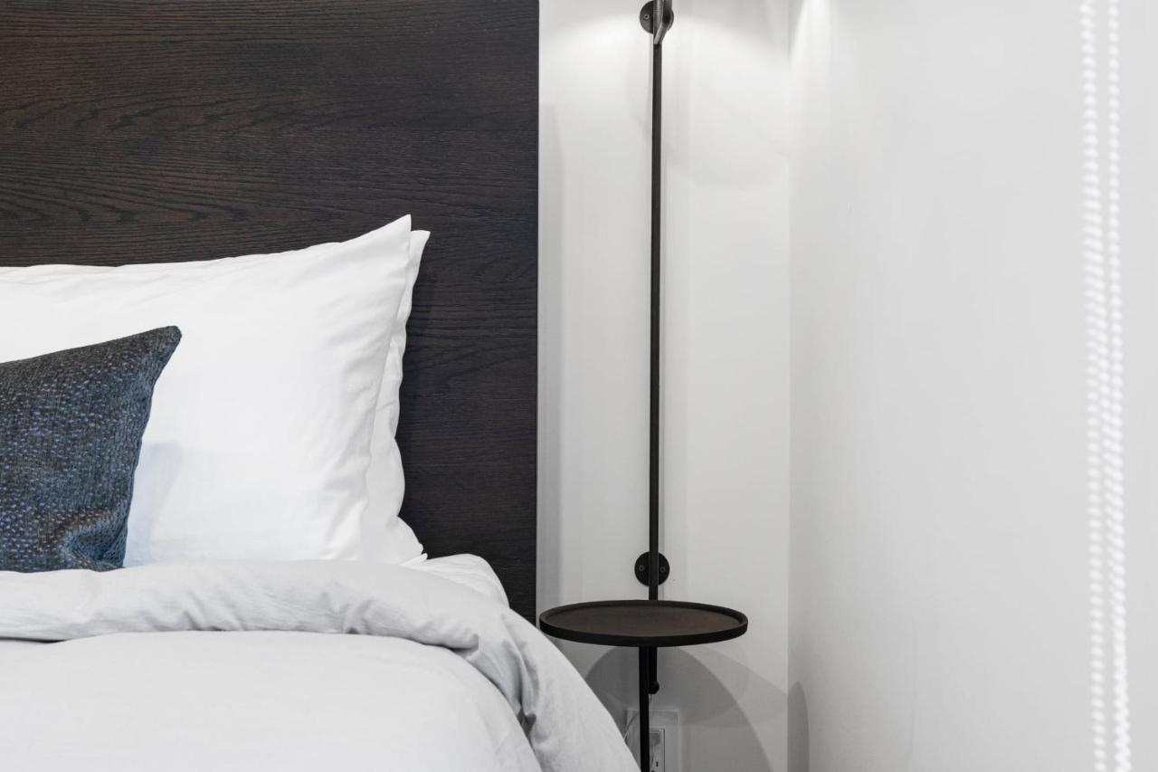 Casa Jardin - Boutique In Downtown Apartment