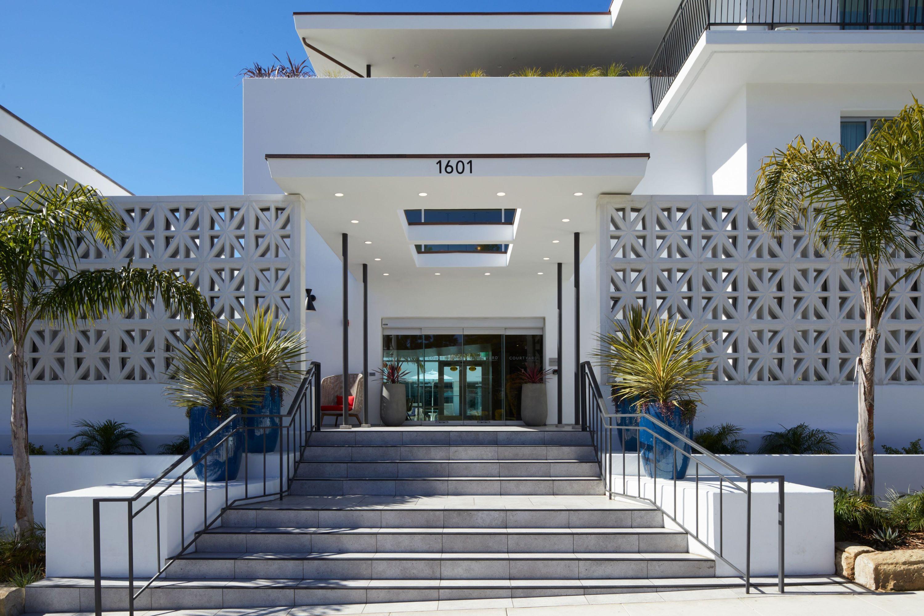 Hotel Courtyard By Marriott Downtown Santa Barbara