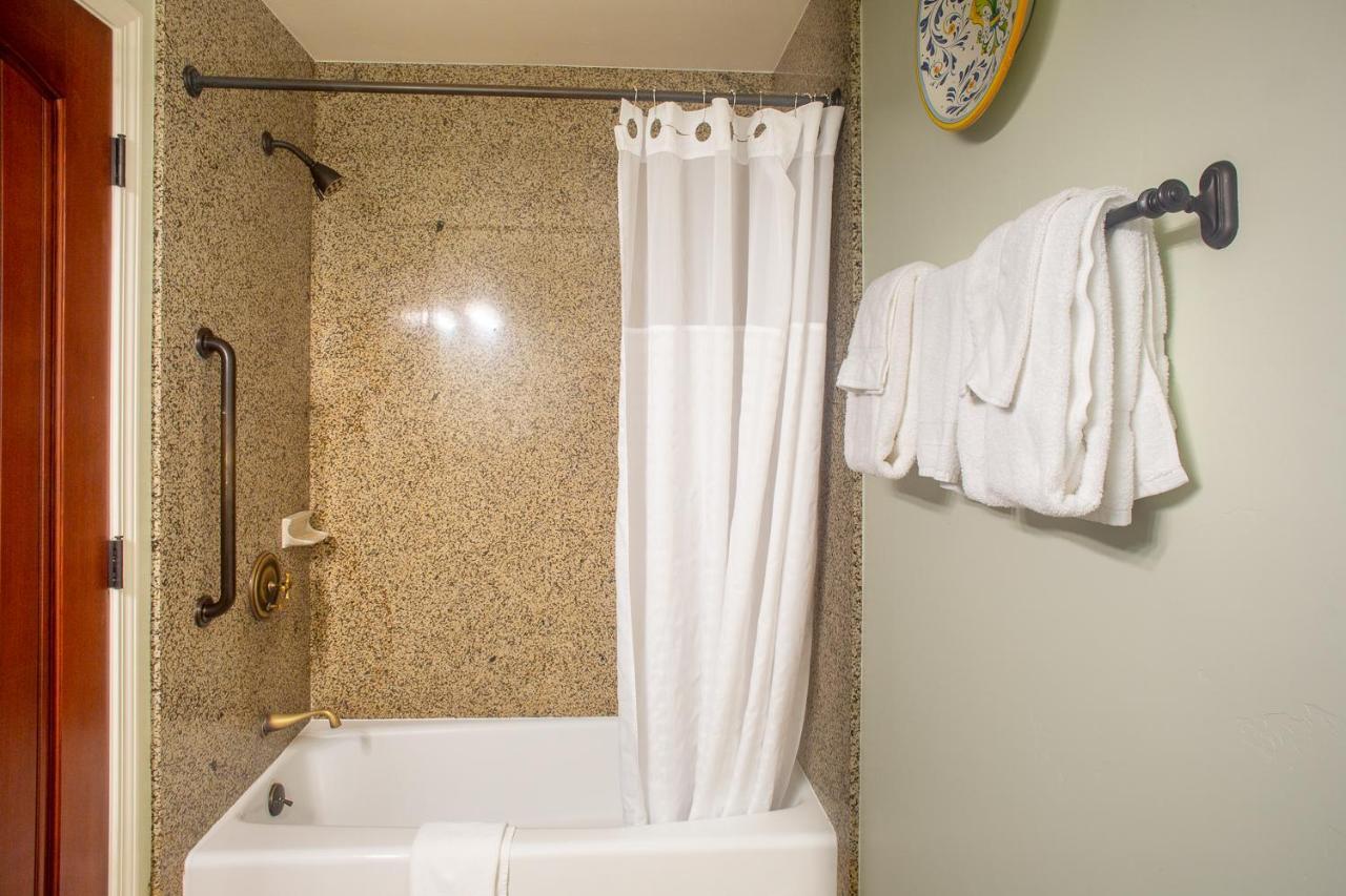 Hotel Castillo At The