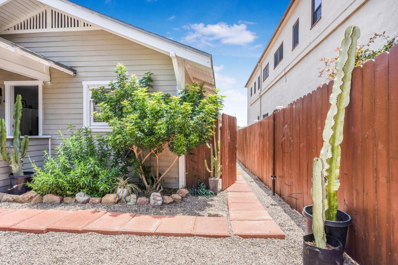 Cactus - Private Entrance