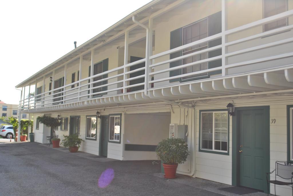 Motel Coast Village Santa Barbara