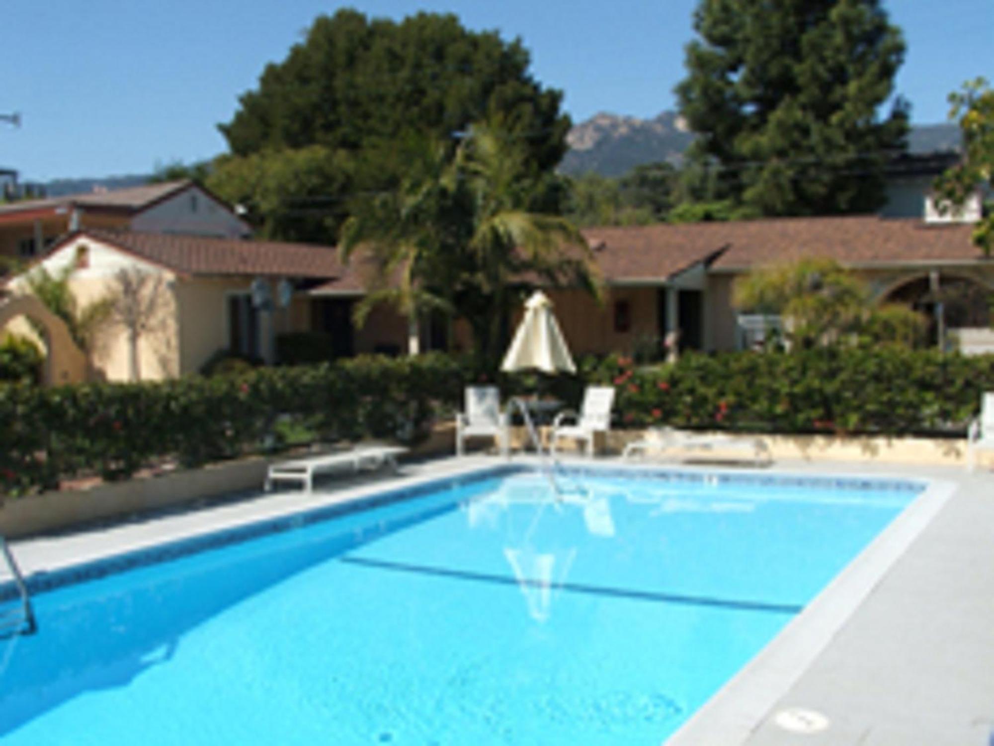 Motel Oasis And 2*