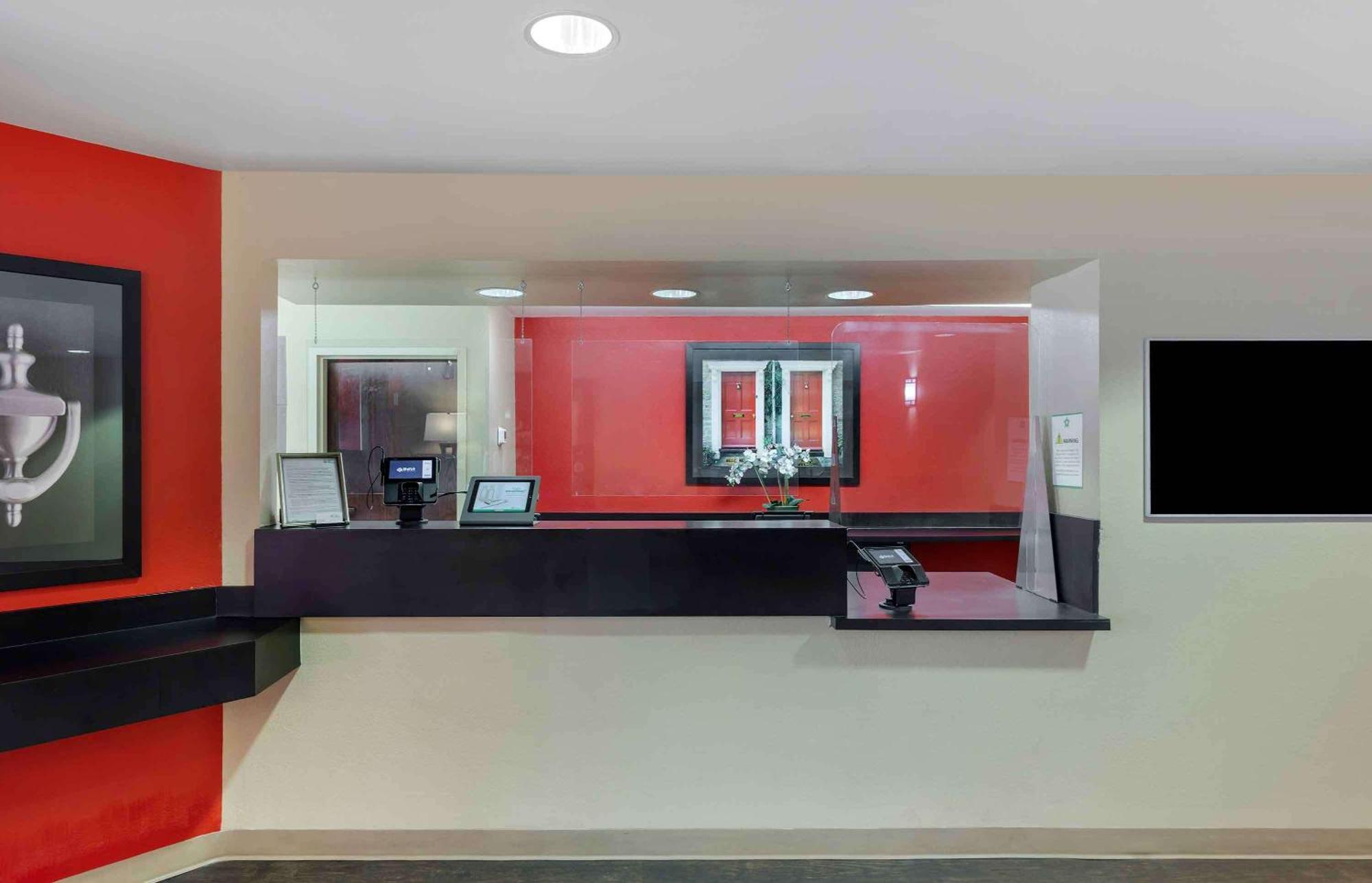 Hotel Extended America - - Calle Real Santa Barbara