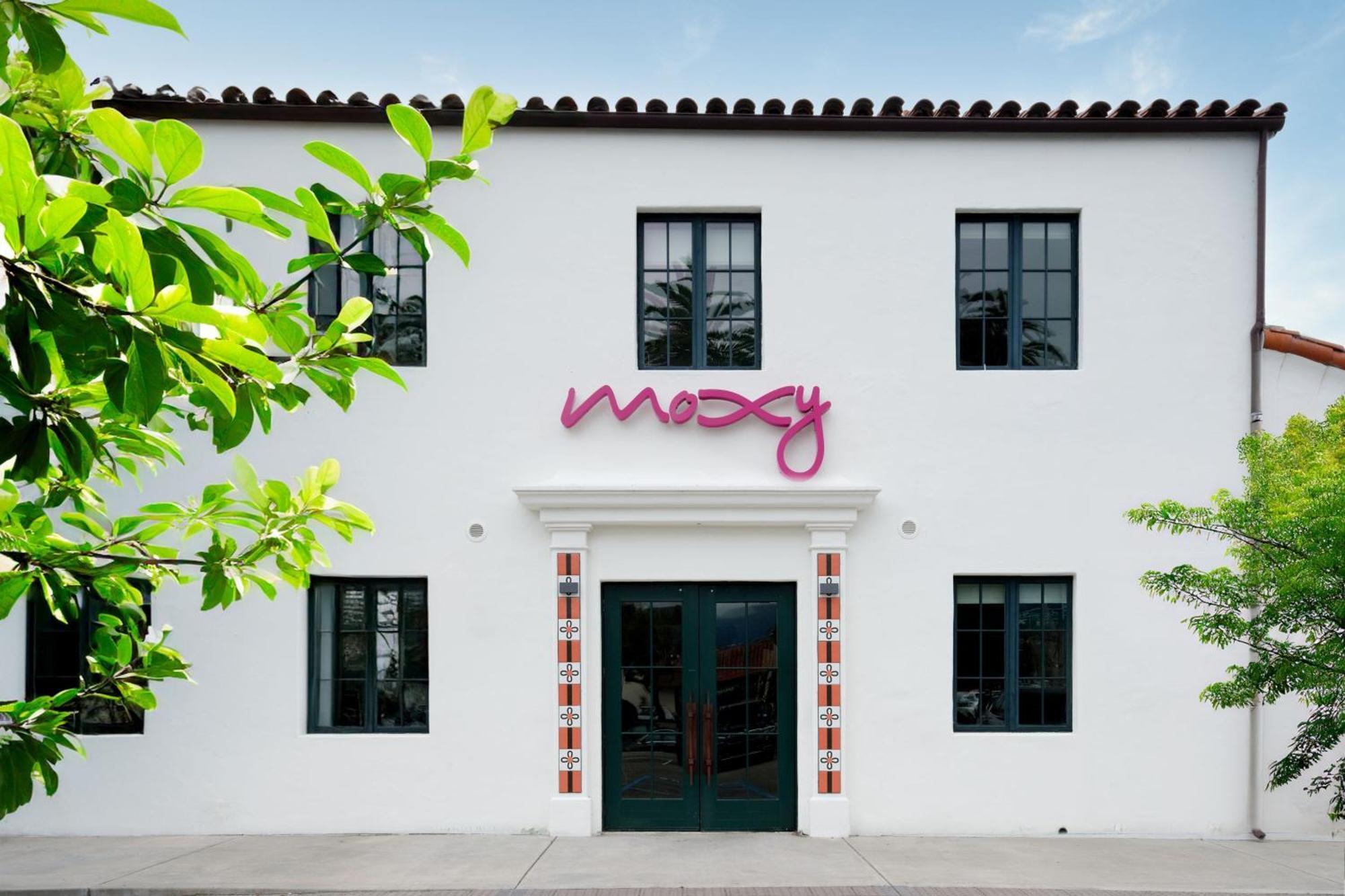 Moxy 3* Santa Barbara