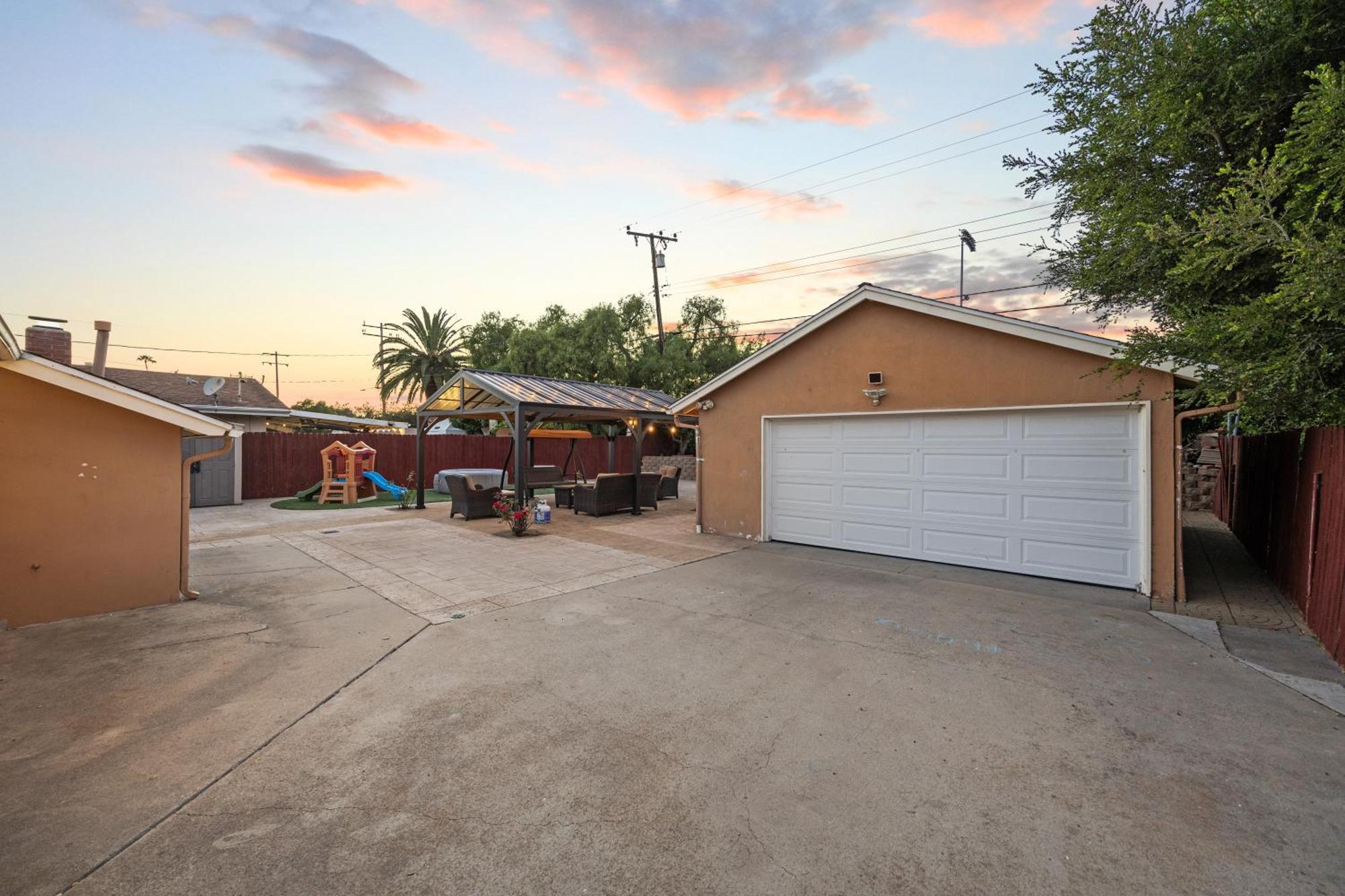 Holiday home Coastal Near Ucsb & Airport, Hot Tub, King Beds, Fast Wifi, Sleeps 6 Santa Barbara