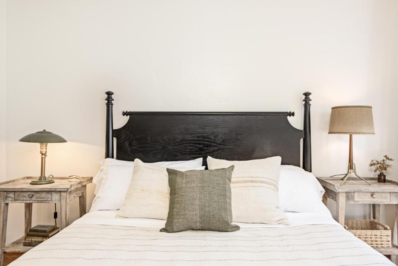 The Patio - The Marlowe Boutique Apartment