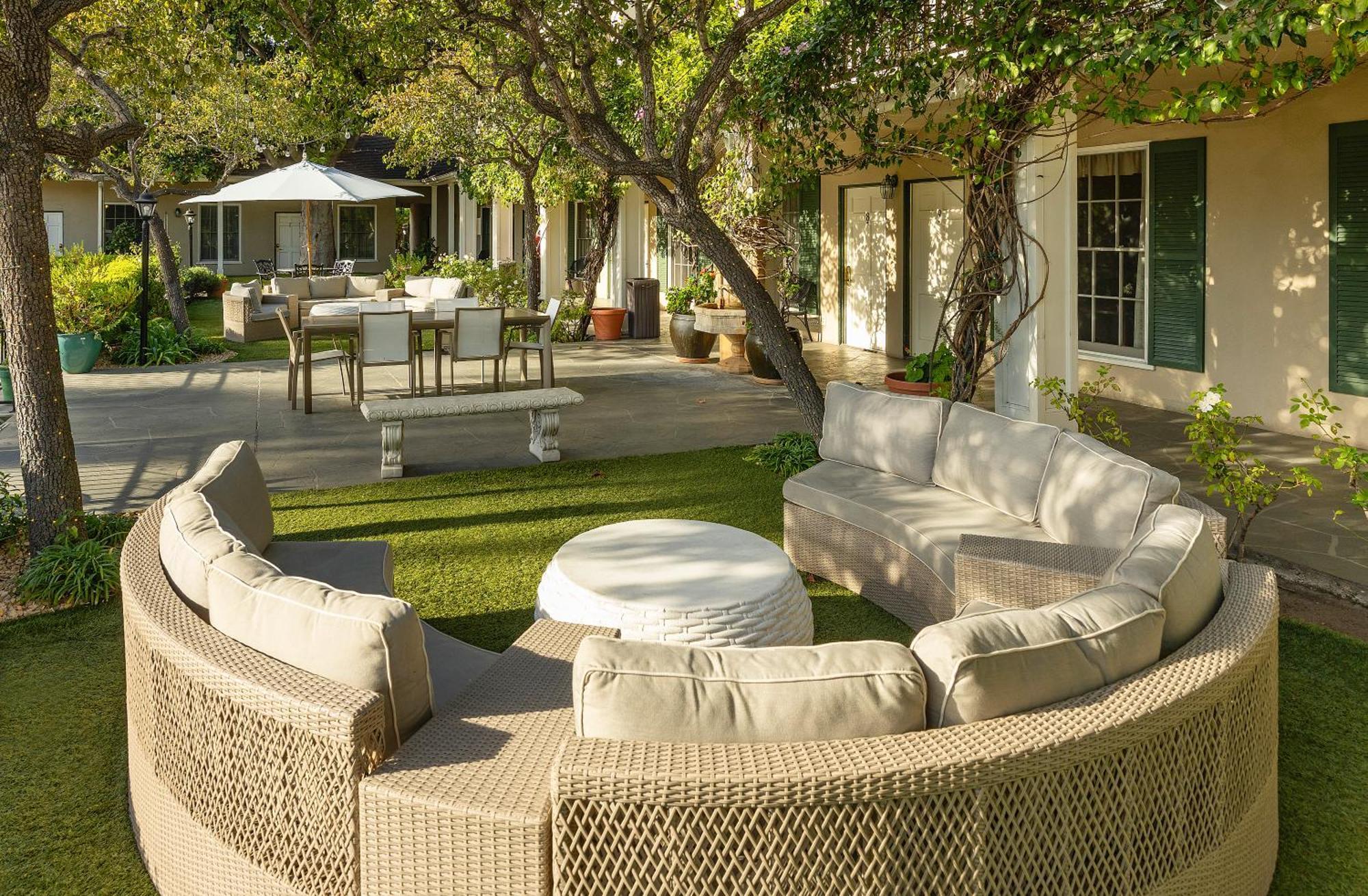 Inn Lavender By The Sea Santa Barbara