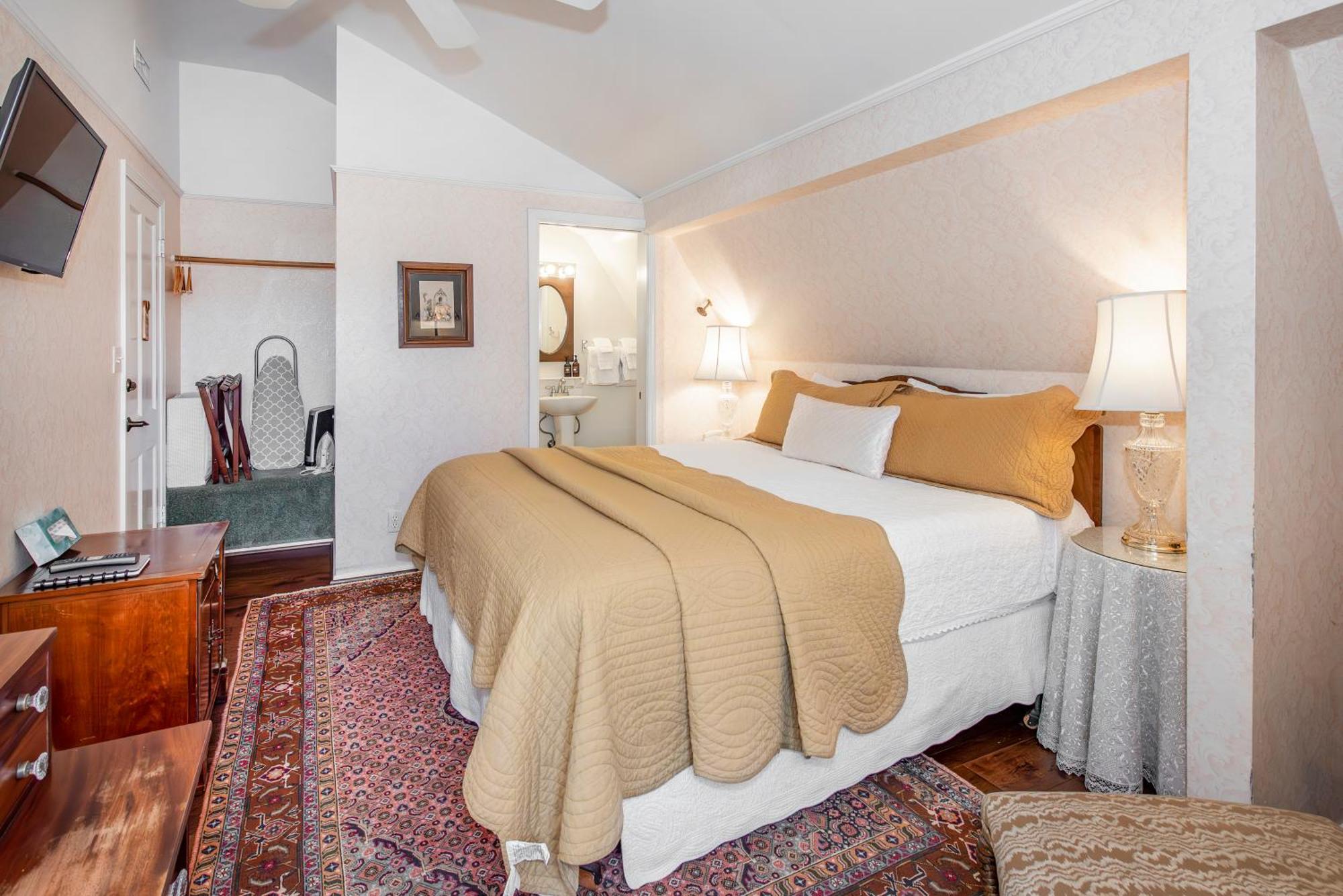 Bed & Breakfast Bath Street 4*