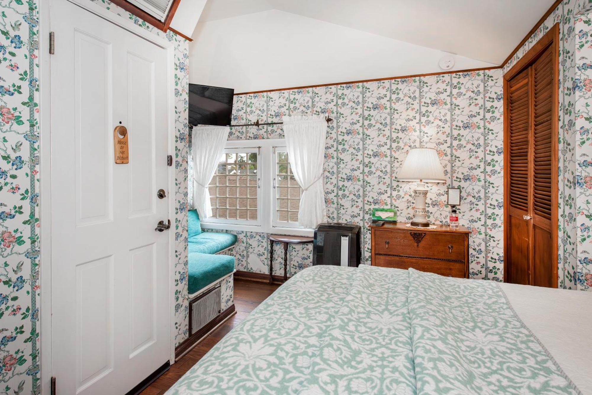 Bath Street Bed & Breakfast Santa Barbara