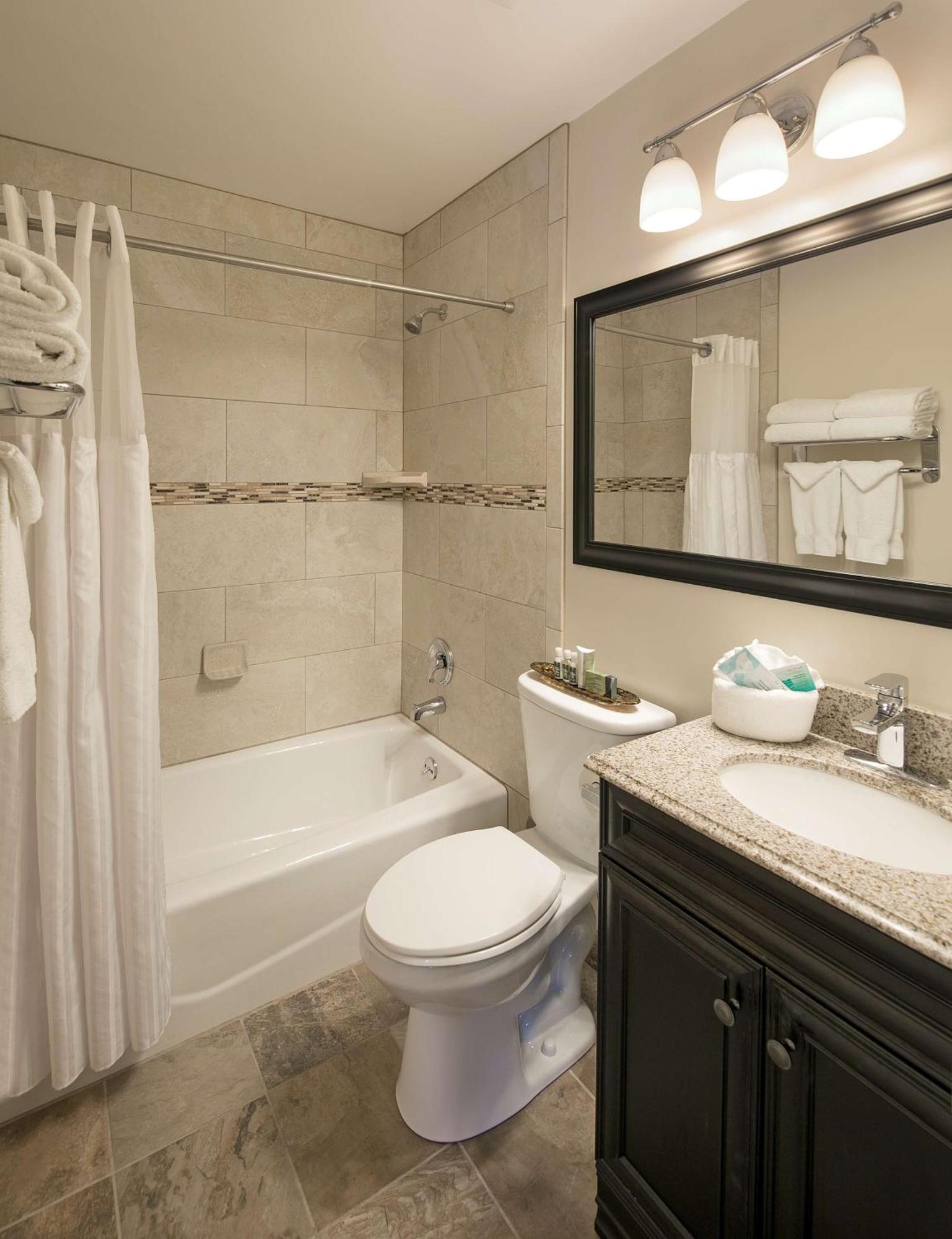 Western Hotel 4*