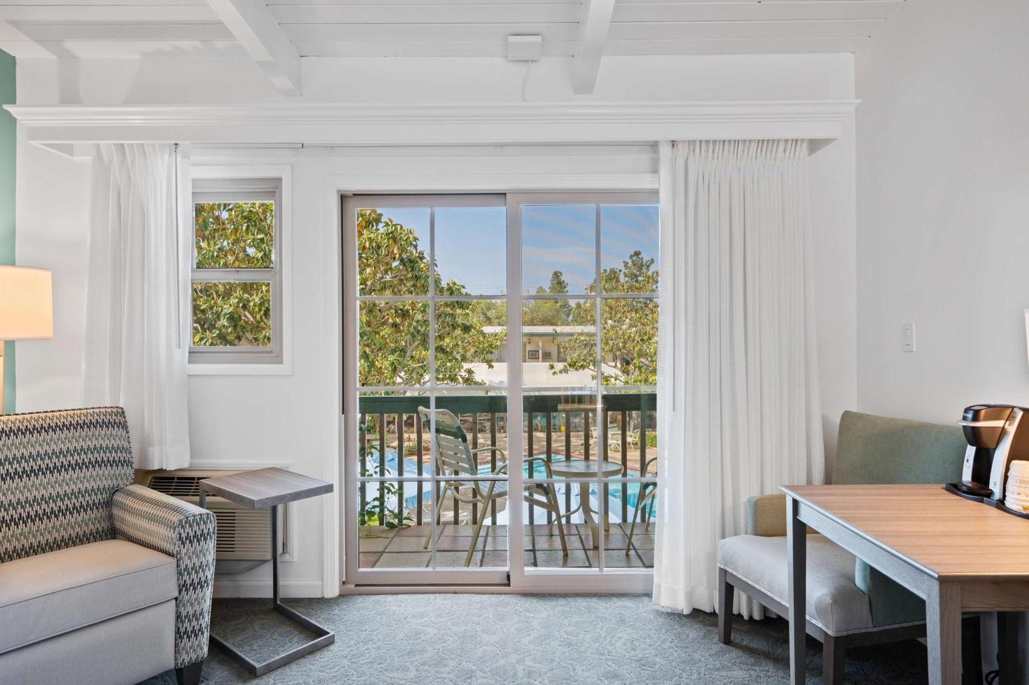 Western 4* Santa Barbara