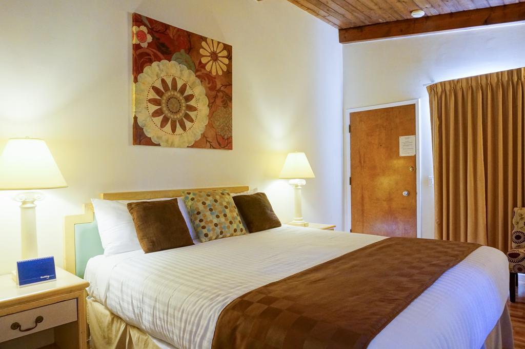 Pacific Crest 3*