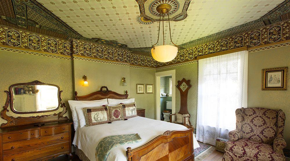 Simpson House Hotel 5*