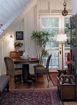 Simpson House Hotel 5*