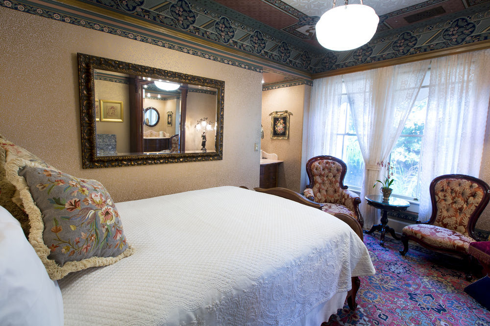 Simpson House Hotel
