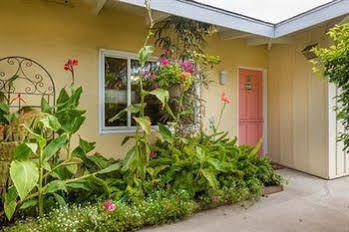 Inn House 2*
