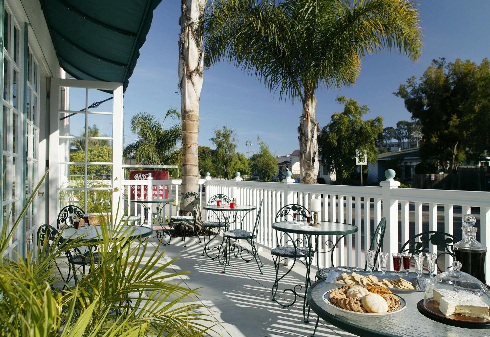 Inn Lavender By The Sea