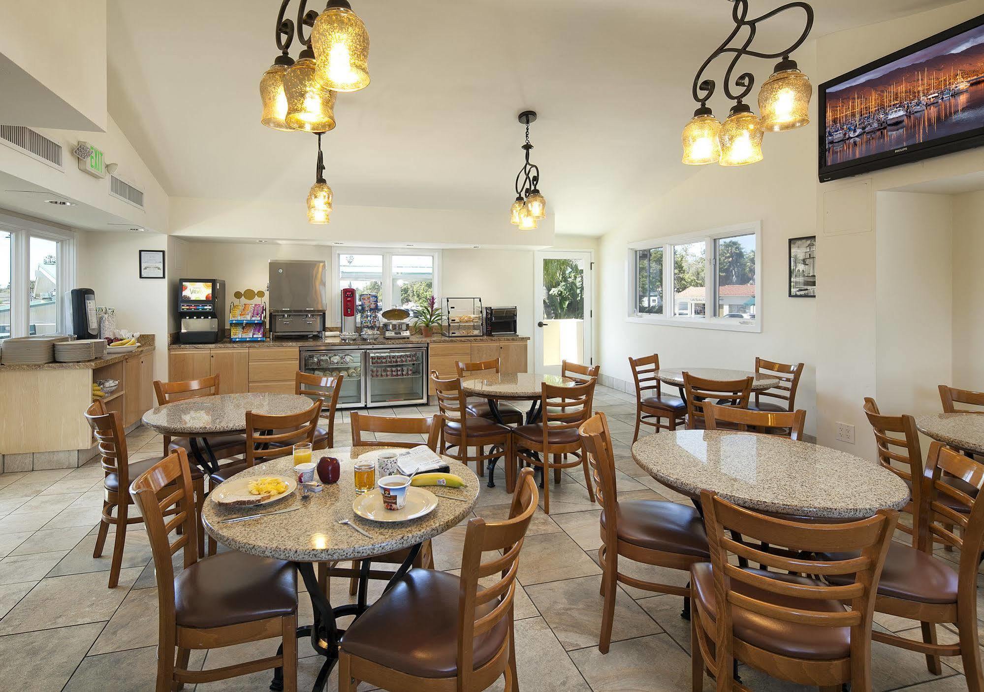 Sandpiper - 3* Santa Barbara