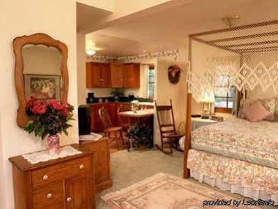 Bed & Breakfast Bath Street Santa Barbara