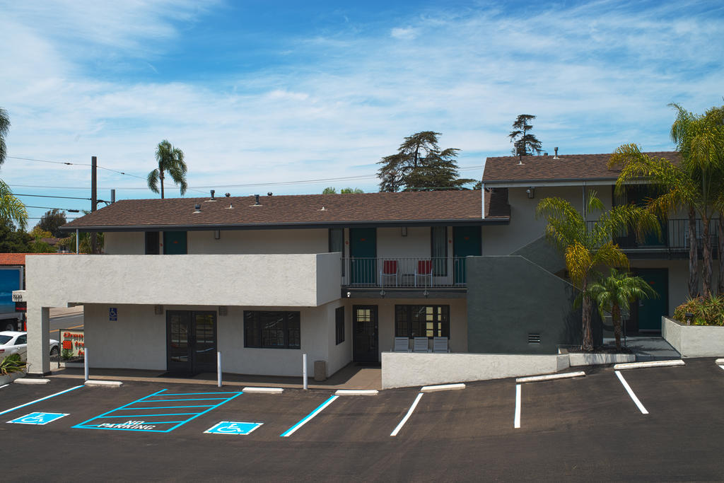 Motel Orange Tree 2*