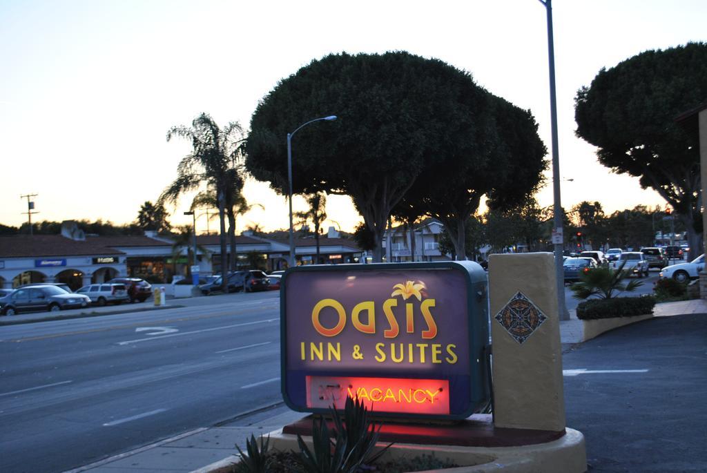 Oasis And Motel 2*
