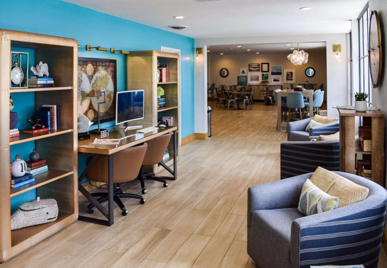 Beachside Hotel 3*