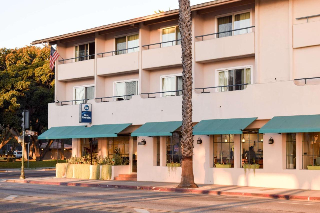 Beachside Hotel