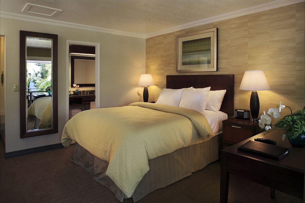 Inn West Inn, A Coast Santa Barbara